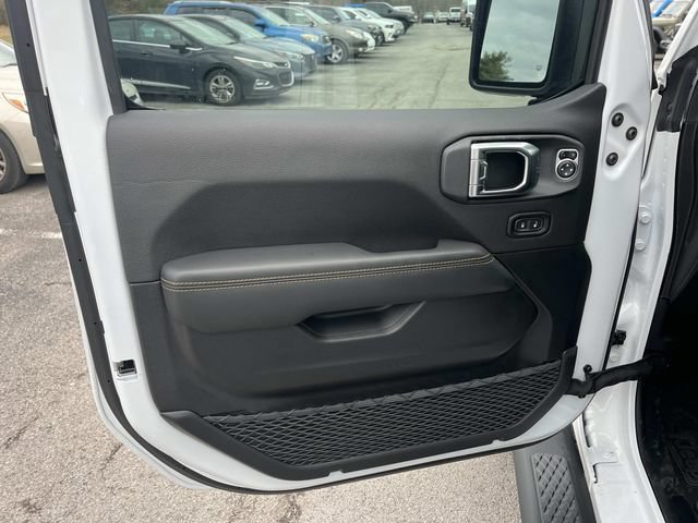 New 2026 Jeep Gladiator Mojave AWD/4WD image 19