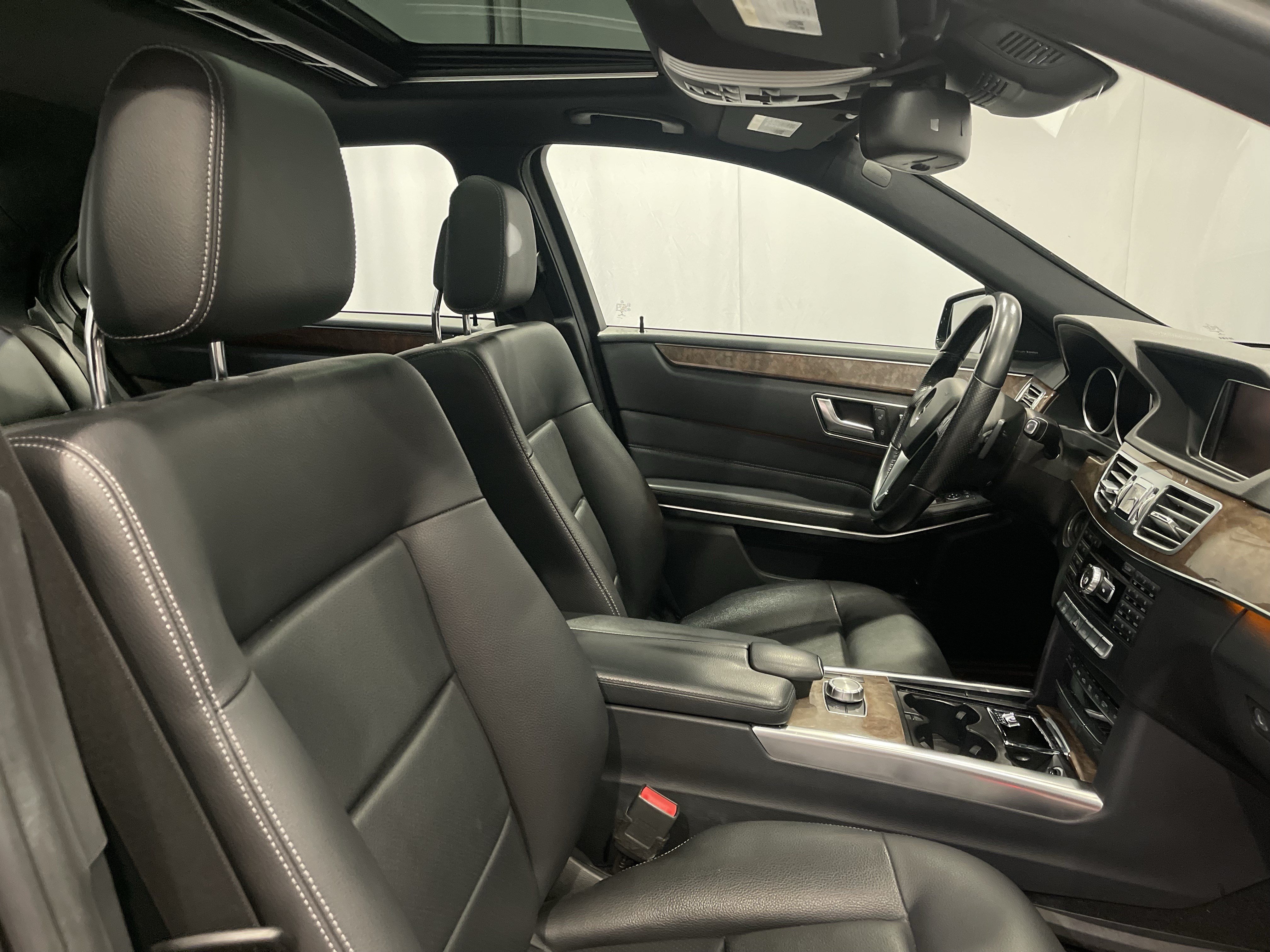 Used 2015 Mercedes-Benz E 350 4MATIC Sedan image 15