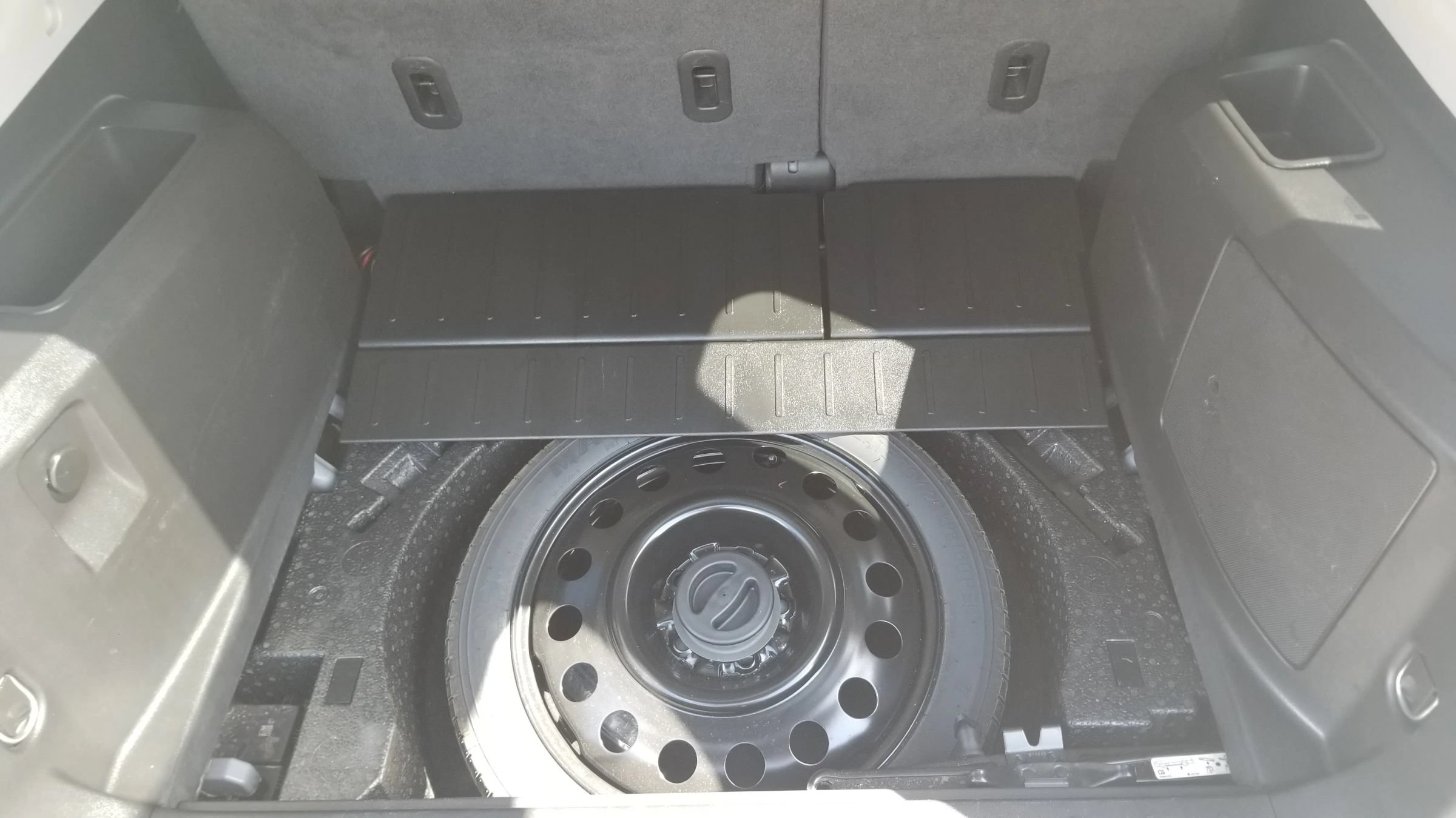 Used 2011 GMC Terrain SLT FWD image 20