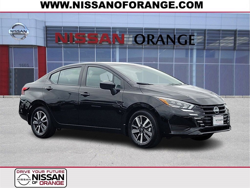 New 2025 Nissan Versa SV w/ Trunk Package
