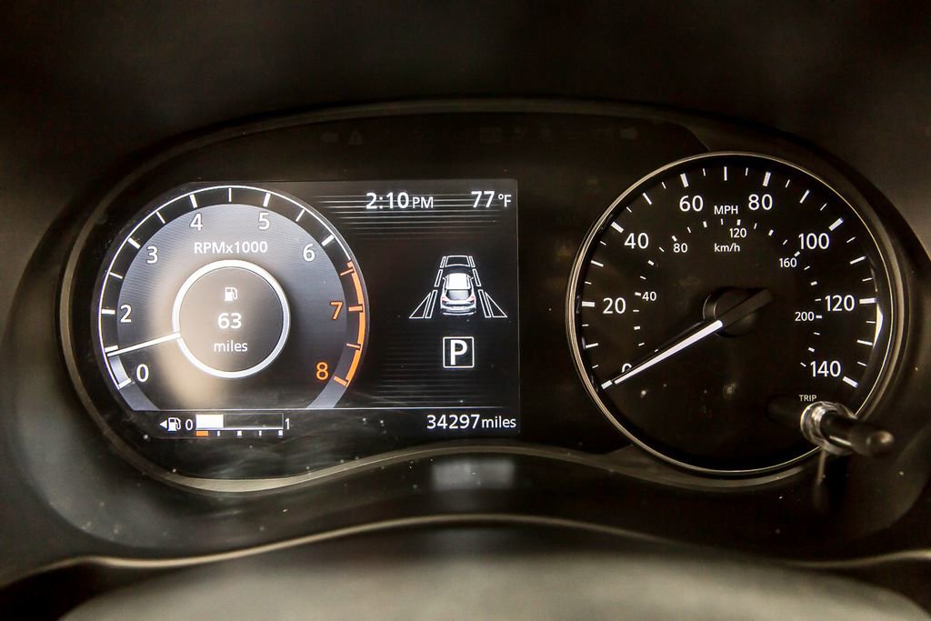 Used 2023 Nissan Kicks SR image 14