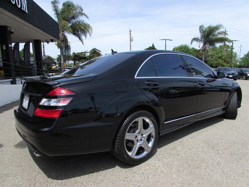 Used 2007 Mercedes-Benz S 550 image 7