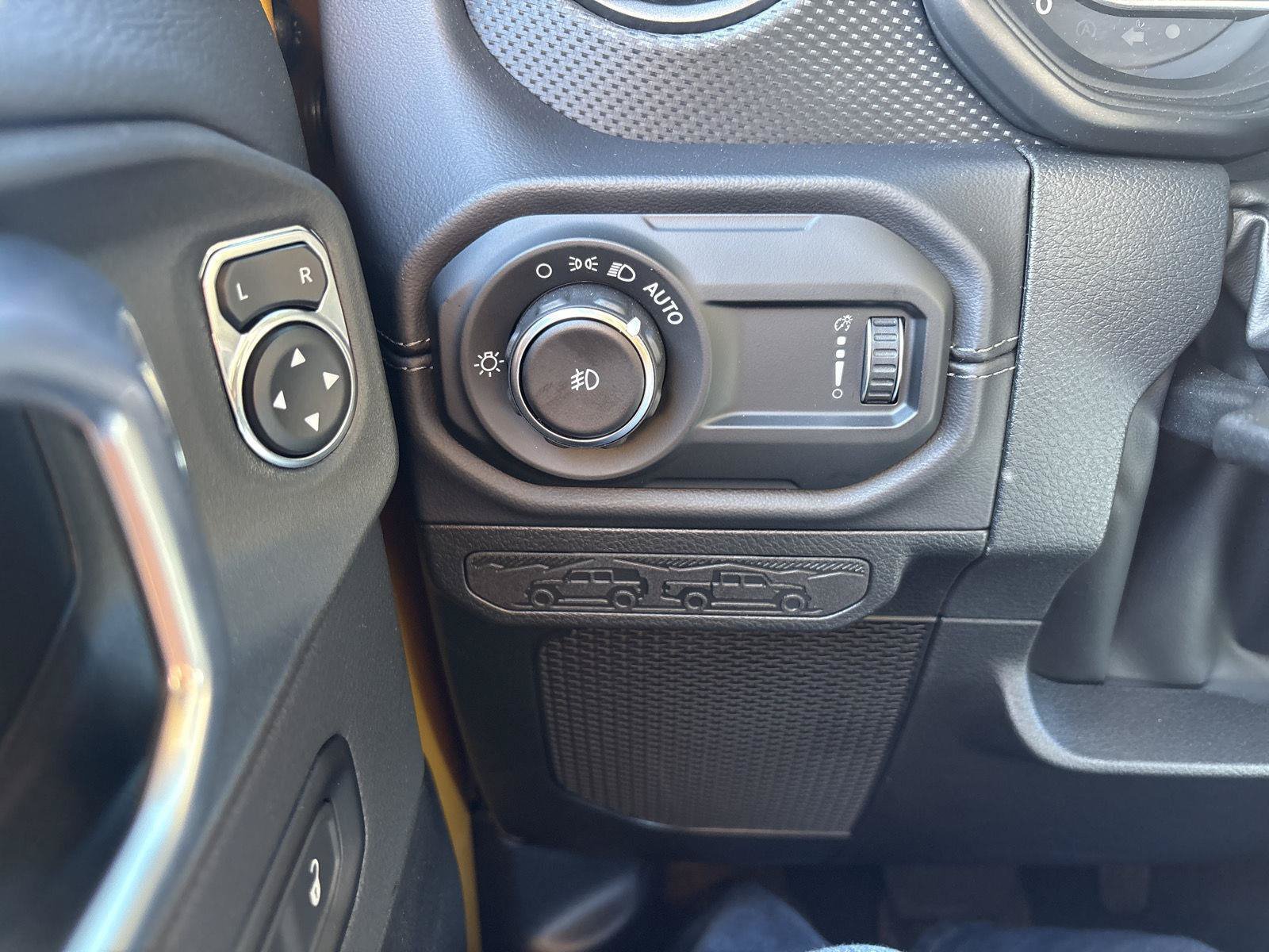 New 2026 Jeep Wrangler Unlimited Rubicon AWD/4WD image 19