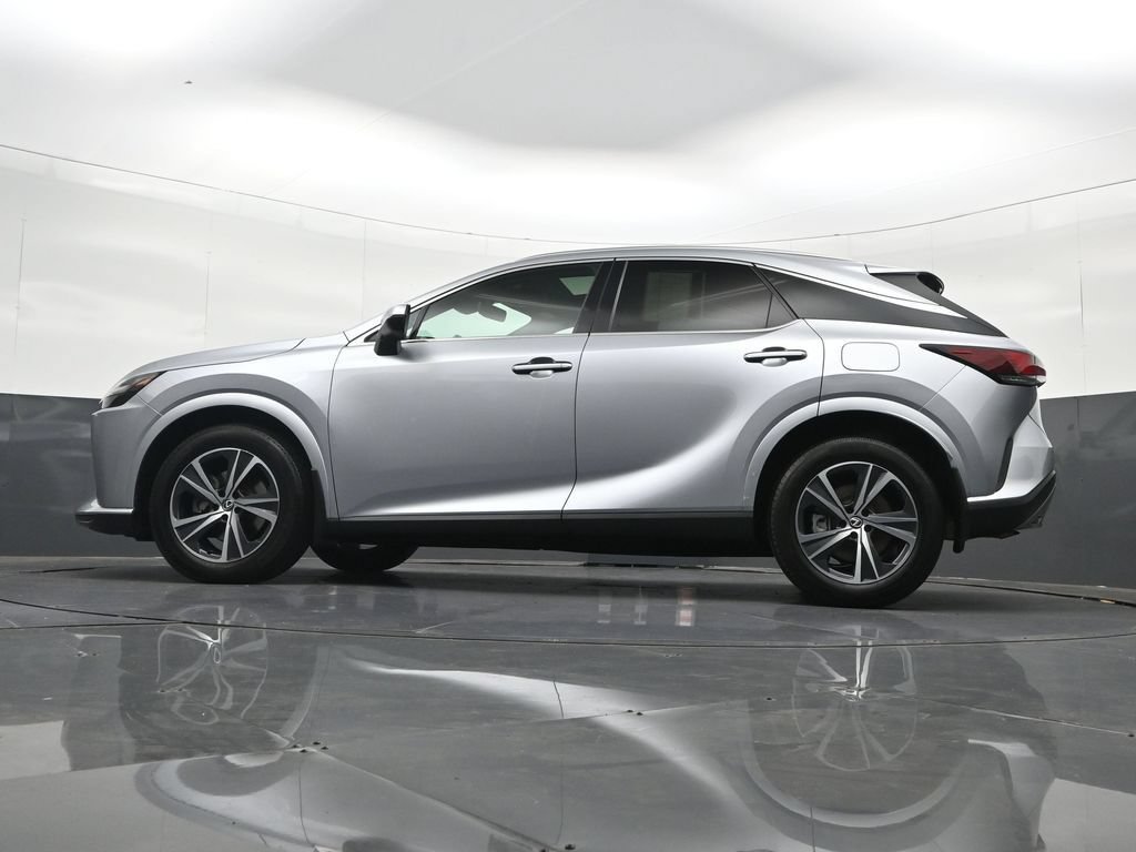 Used 2023 Lexus RX 350 Premium w/ Accessory Package AWD/4WD image 32