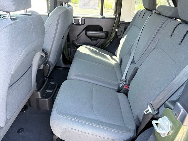 Used 2024 Jeep Wrangler Unlimited AWD/4WD image 7