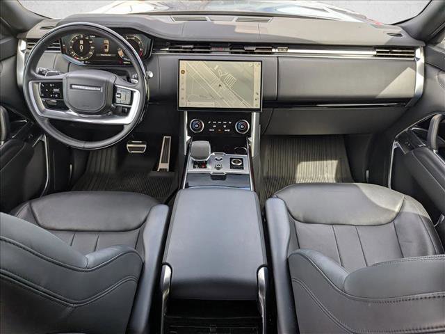 Used 2023 Land Rover Range Rover SE image 14