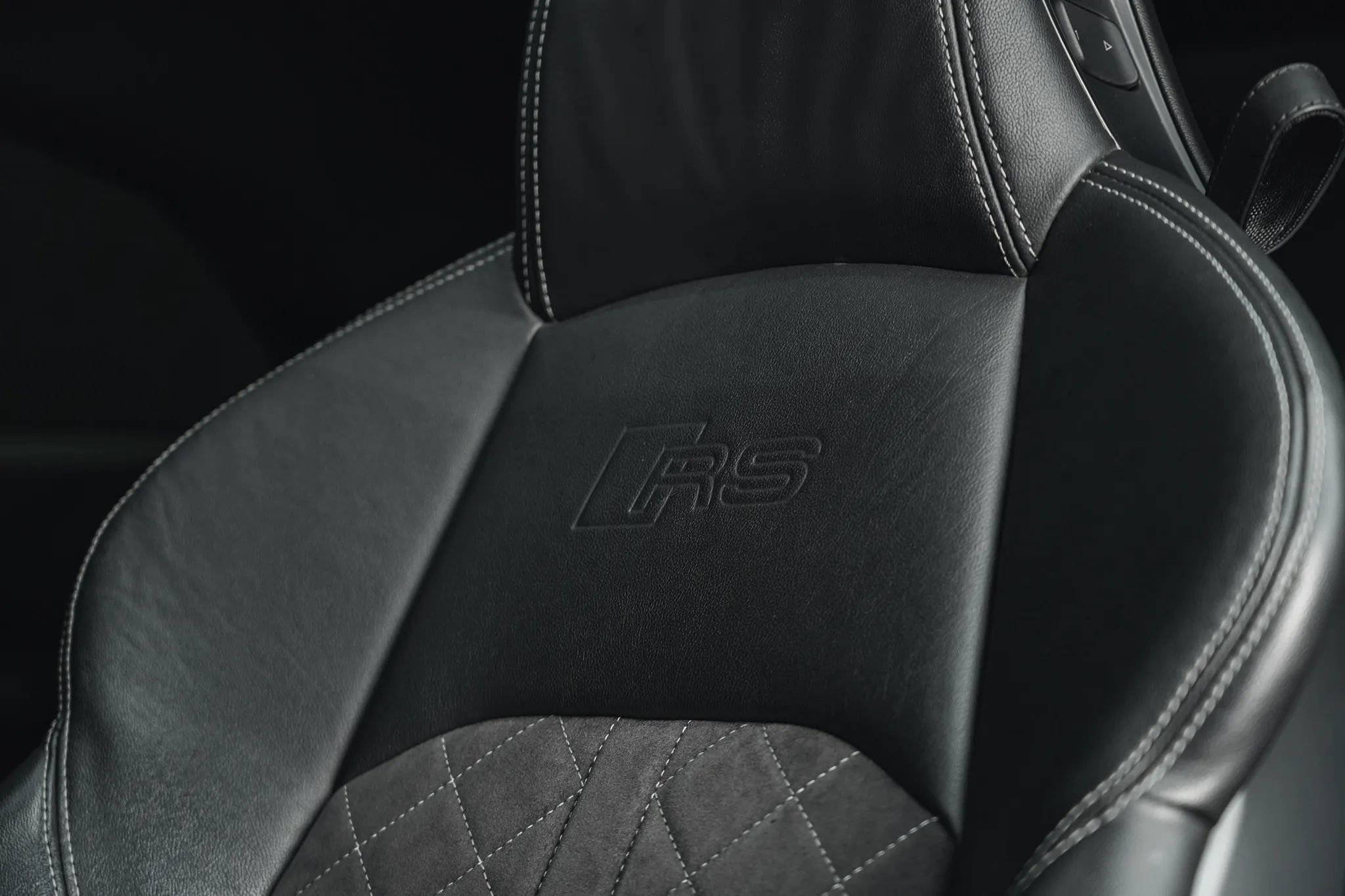 Used 2019 Audi RS 5 w/ RS Driver Assistance Package image 41