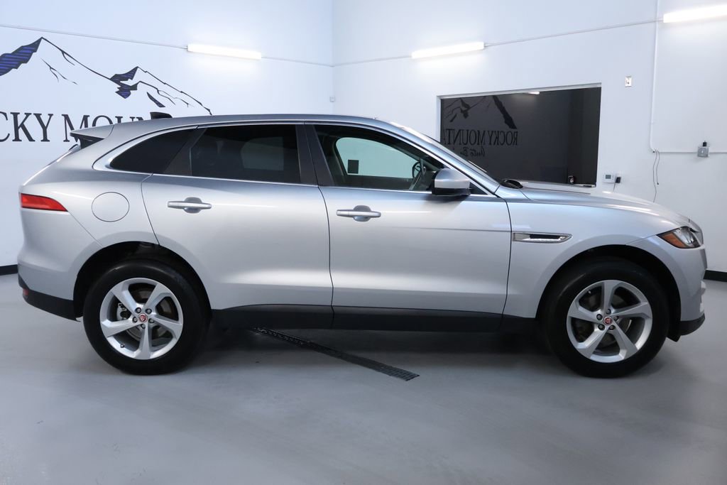 Used 2020 Jaguar F-PACE Premium AWD/4WD image 8