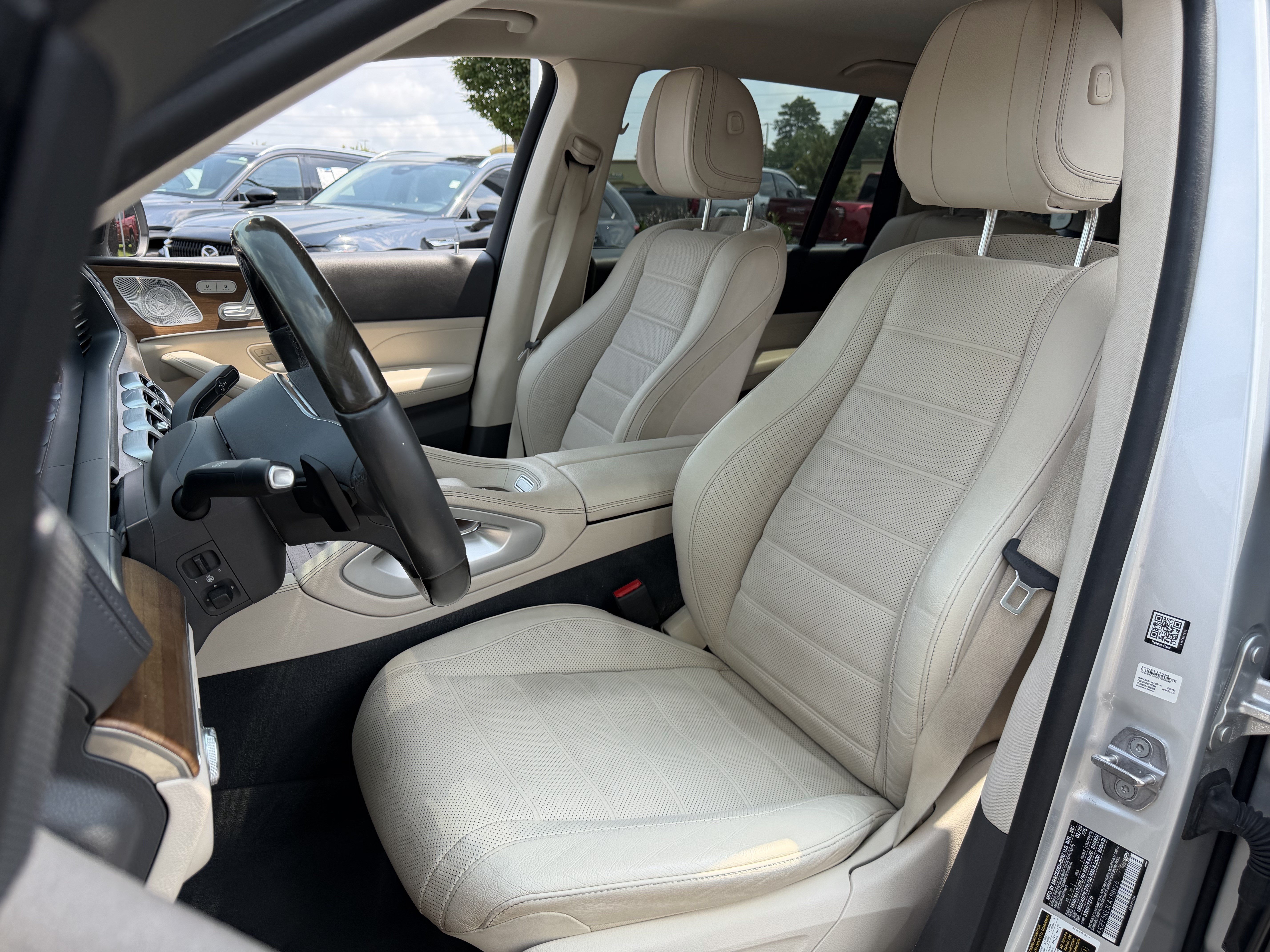 Used 2020 Mercedes-Benz GLS 450 4MATIC image 17