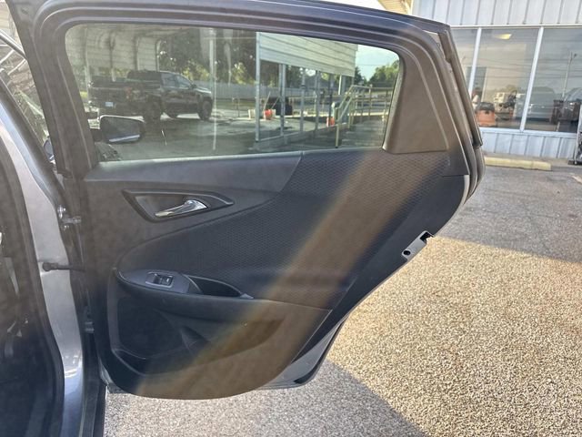 Used 2024 Chevrolet Malibu LT image 25