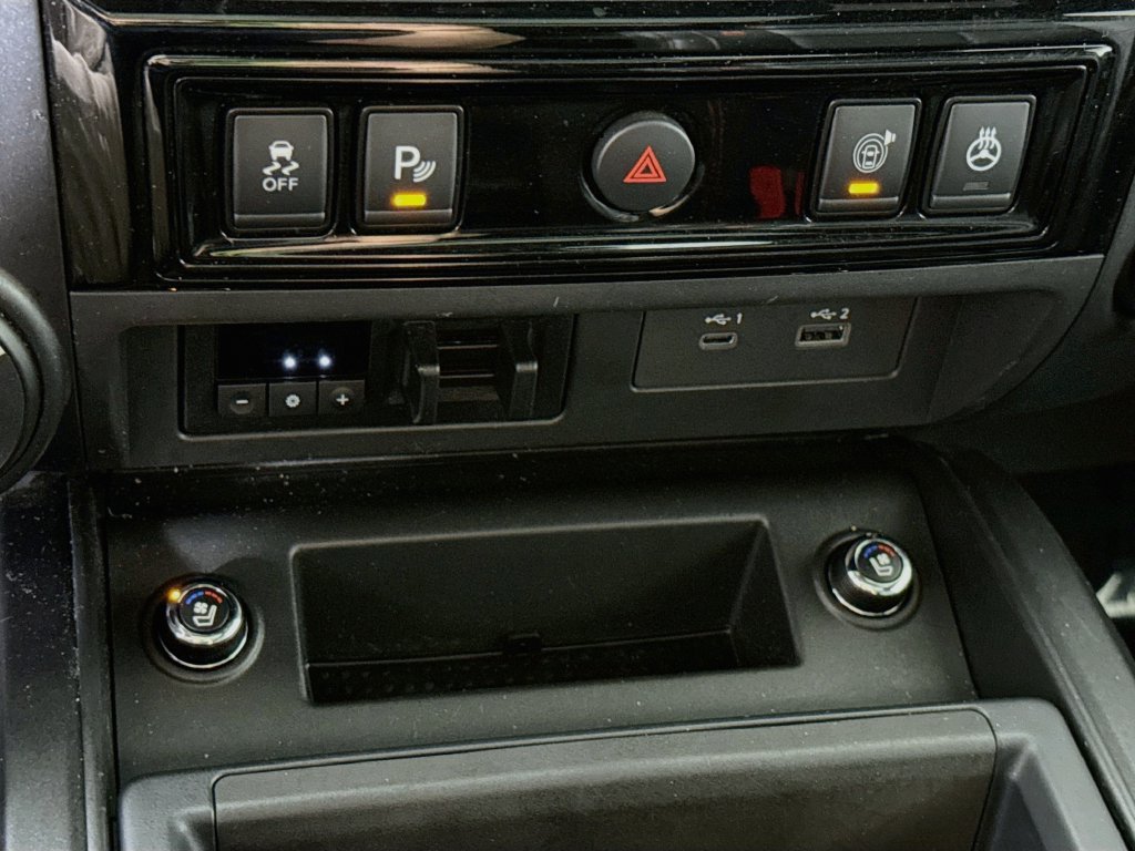 Certified 2024 Nissan Titan PRO-4X w/ Pro-4x Convenience Package AWD/4WD image 14