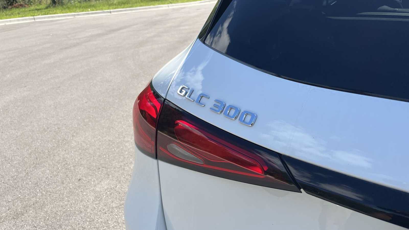 New 2026 Mercedes-Benz GLC 300 4MATIC image 25