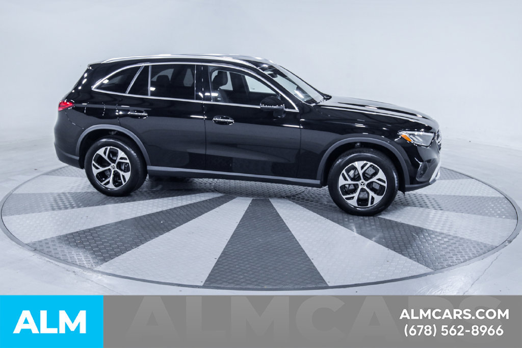 Used 2026 Mercedes-Benz GLC 350e 4MATIC image 13