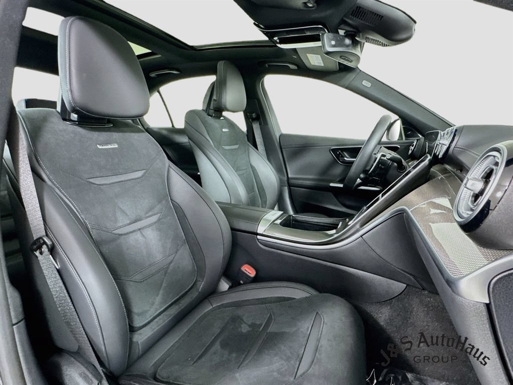 Used 2025 Mercedes-Benz C 36 AMG S image 36