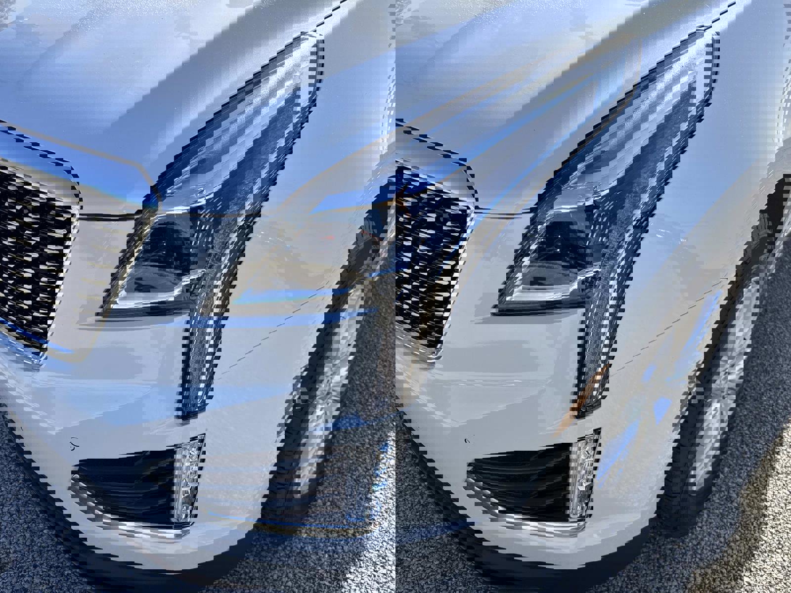 New 2026 Cadillac XT5 Luxury image 9