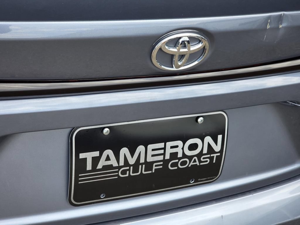 Used 2024 Toyota Corolla LE FWD image 21