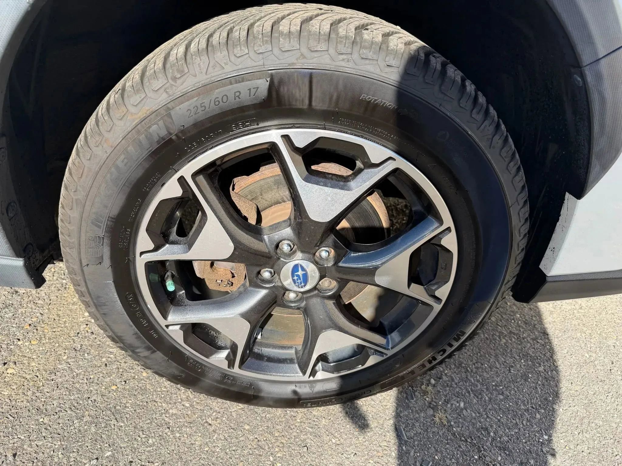 Used 2018 Subaru Crosstrek 2.0i Premium w/ Eyesight System image 9