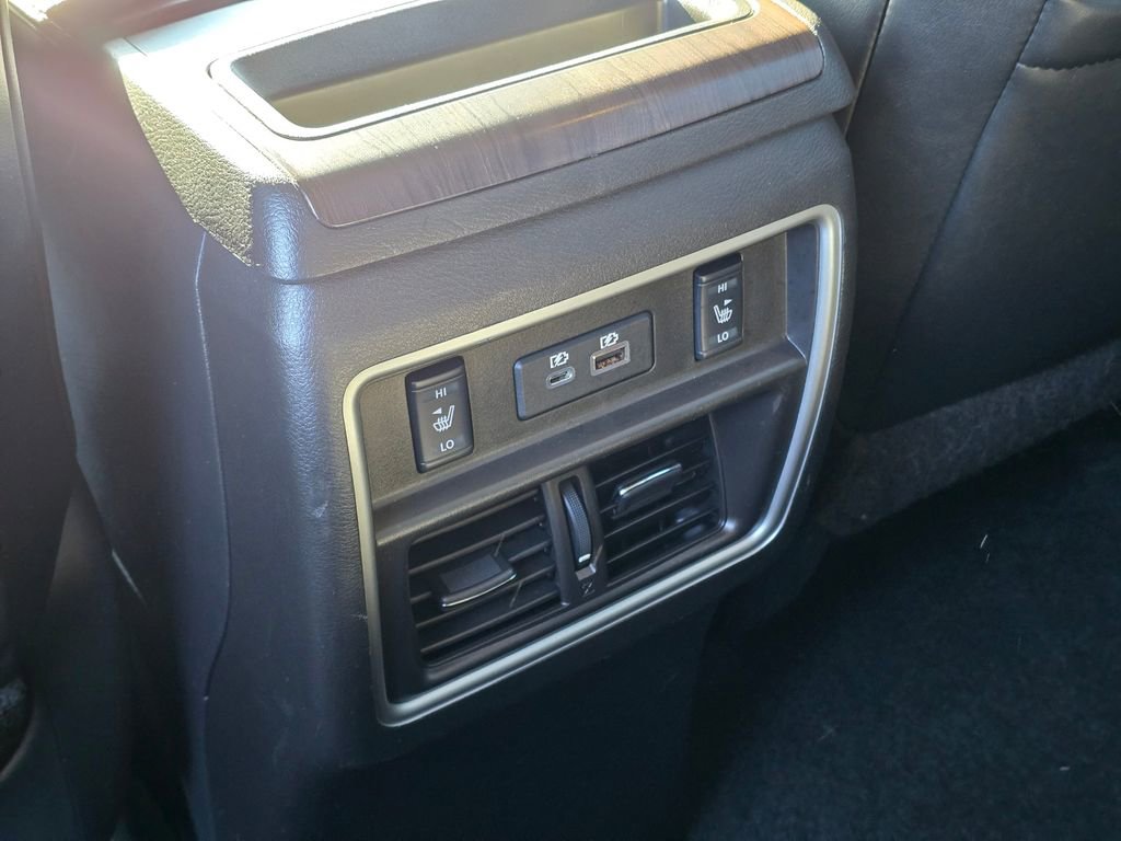 Used 2019 Nissan Murano Platinum w/ Cargo Package image 18