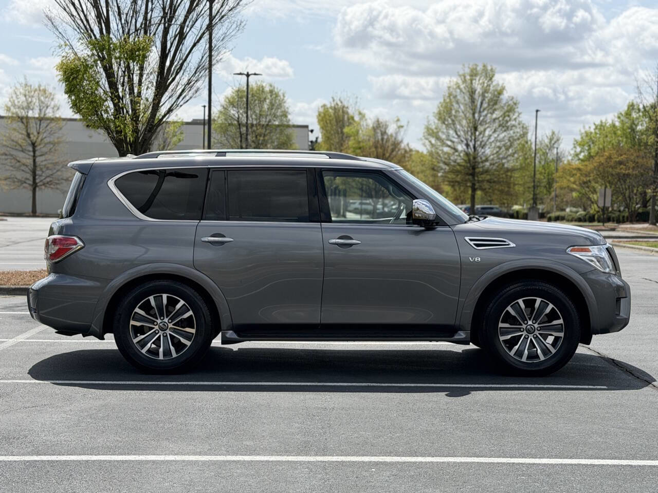 Used 2019 Nissan Armada SL w/ Premium Package AWD/4WD image 8