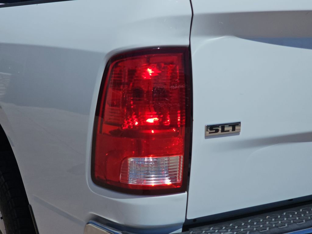 Used 2022 RAM 1500 Classic SLT w/ Electronics Group AWD/4WD image 40