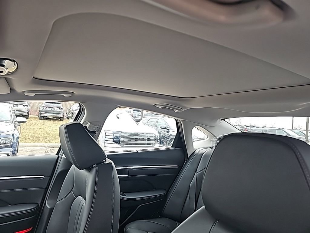 New 2026 Hyundai Sonata Limited FWD image 26