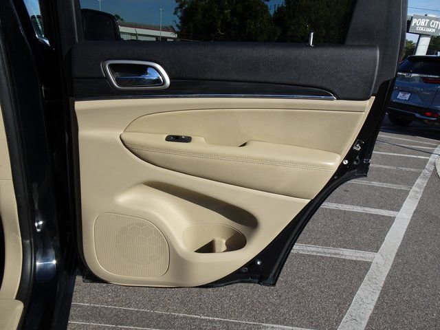 Used 2019 Jeep Grand Cherokee Limited AWD/4WD image 19
