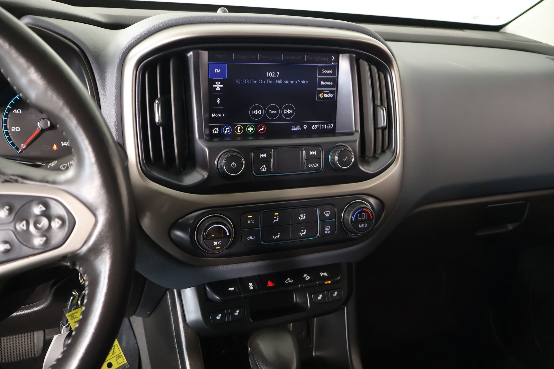 Used 2022 Chevrolet Colorado Z71 RWD image 5