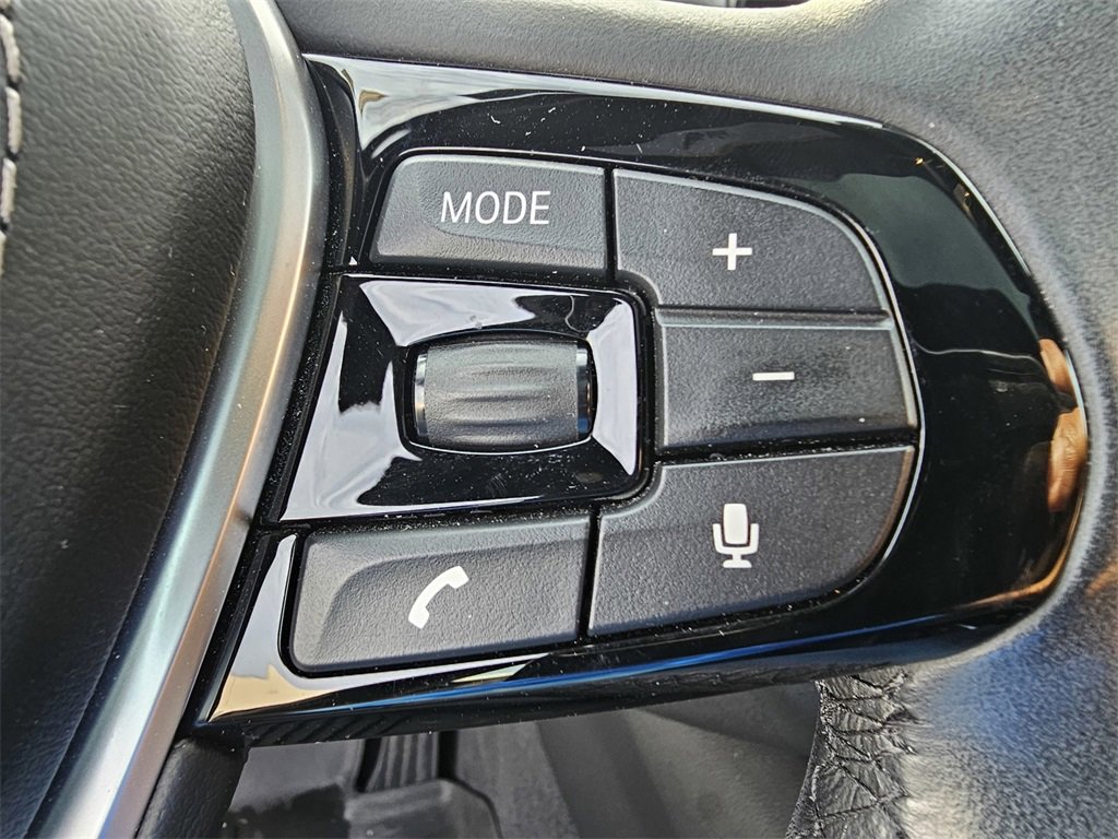 Used 2019 BMW 530i w/ Convenience Package image 21