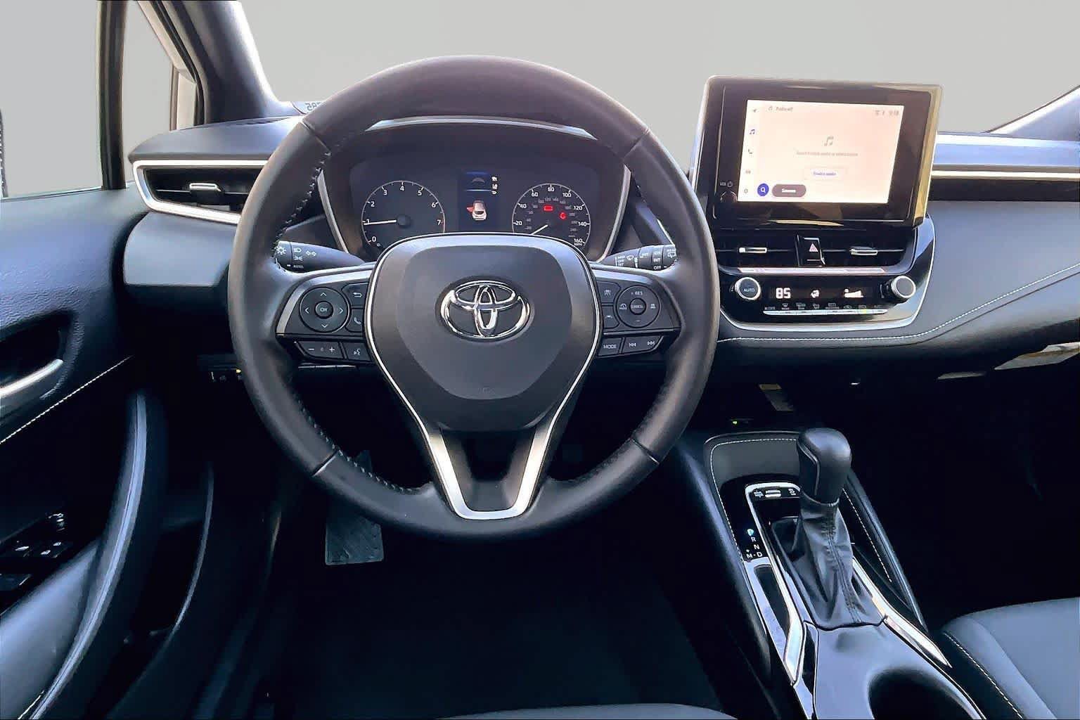 Certified 2026 Toyota Corolla SE FWD image 6