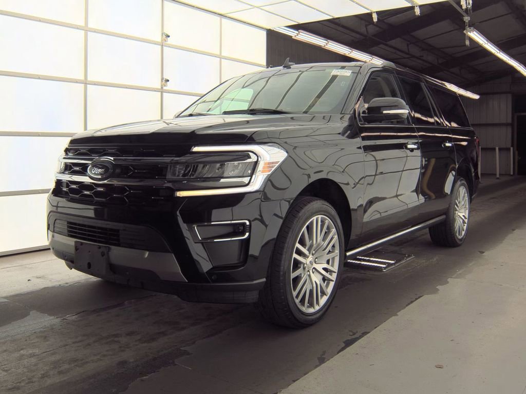 Used 2024 Ford Expedition Max Limited image 4