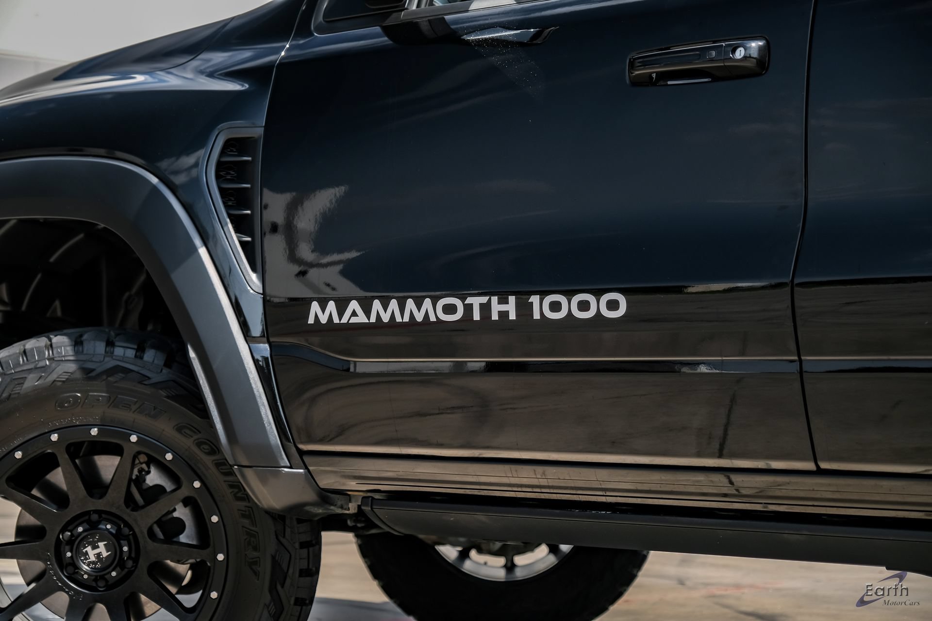 Used 2022 RAM 1500 TRX w/ TRX Level 2 Equipment Group AWD/4WD image 29