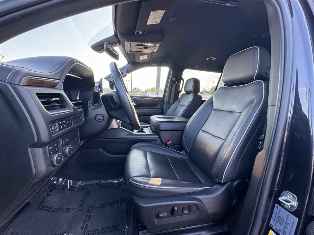 Used 2022 Chevrolet Suburban Premier AWD/4WD image 21