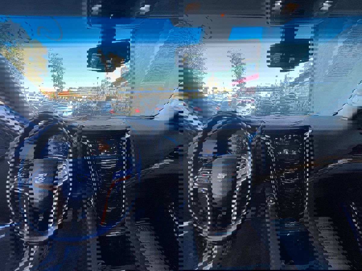 Used 2017 Cadillac Escalade 2WD image 9