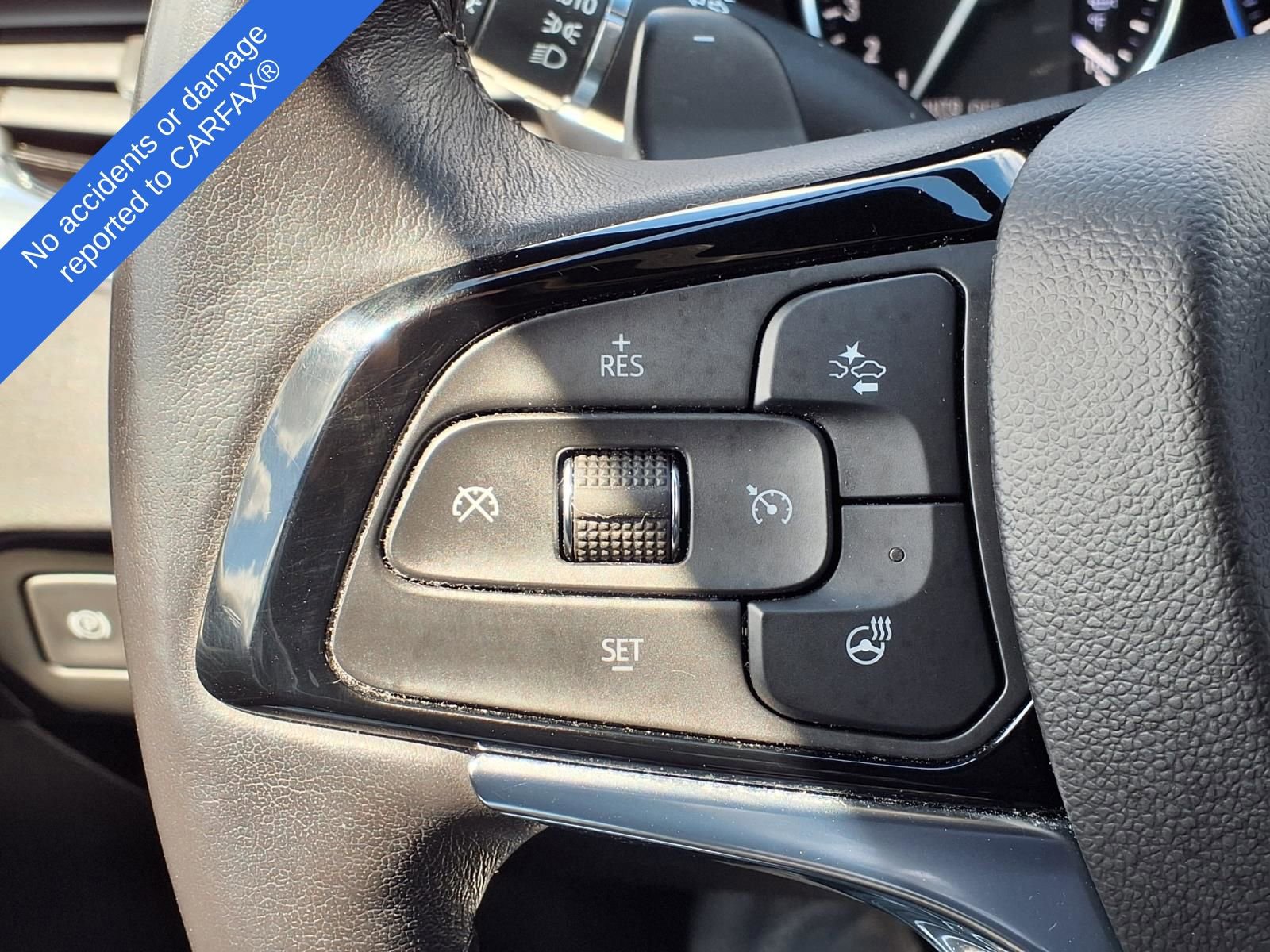 Used 2024 Buick Enclave Avenir w/ Avenir Technology Package AWD/4WD image 29