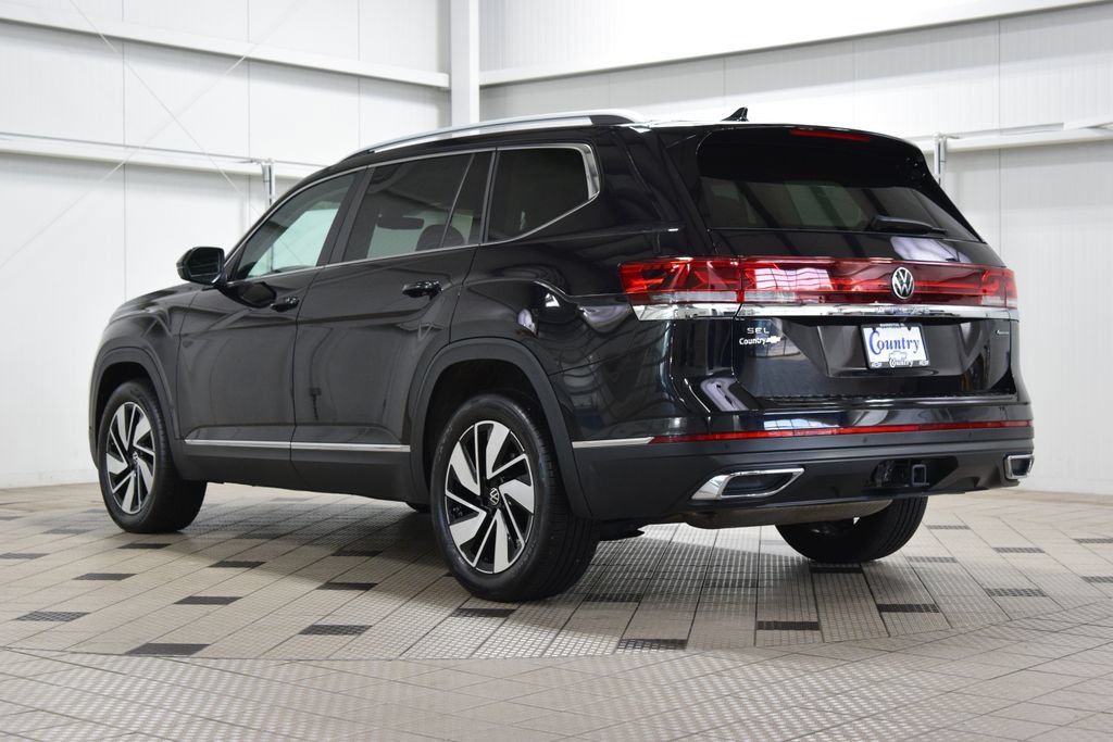 Used 2025 Volkswagen Atlas SEL AWD/4WD image 6