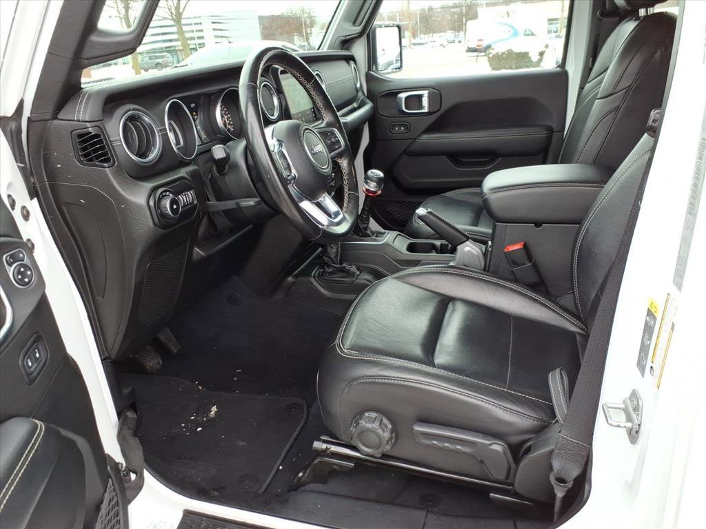 Used 2020 Jeep Wrangler Unlimited Sahara w/ Uconnect 4C Nav & Sound Group image 11