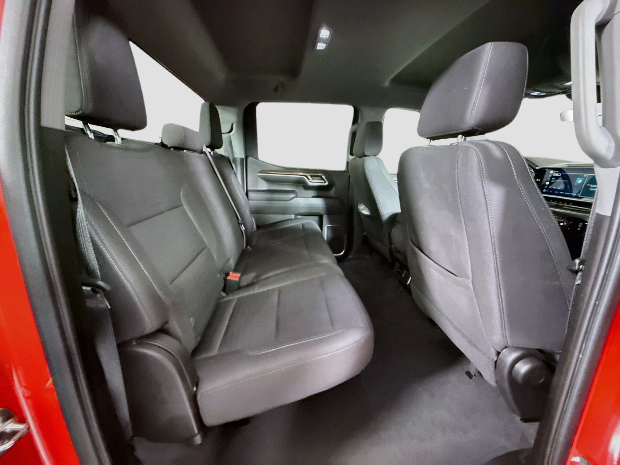 Used 2022 Chevrolet Silverado 1500 LT AWD/4WD image 26