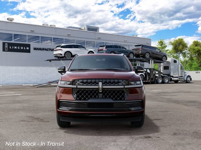 New 2027 Lincoln Navigator Reserve AWD/4WD image 3