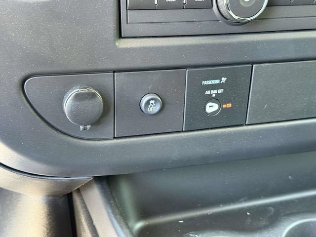 New 2026 GMC Savana 3500 Extended w/ Driver Convenience Package RWD image 18