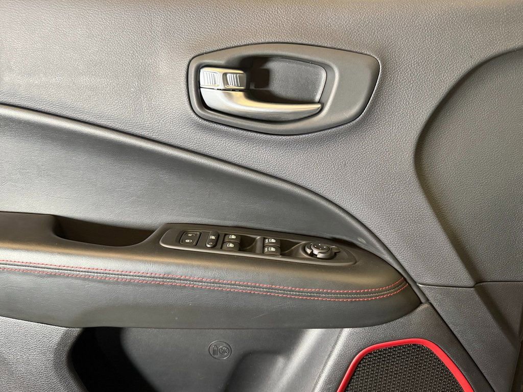 Used 2017 Jeep Compass Trailhawk w/ Navigation Group image 19