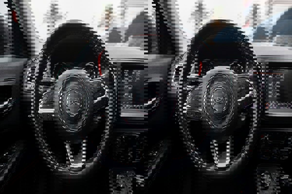 Used 2019 Jeep Compass Trailhawk image 23