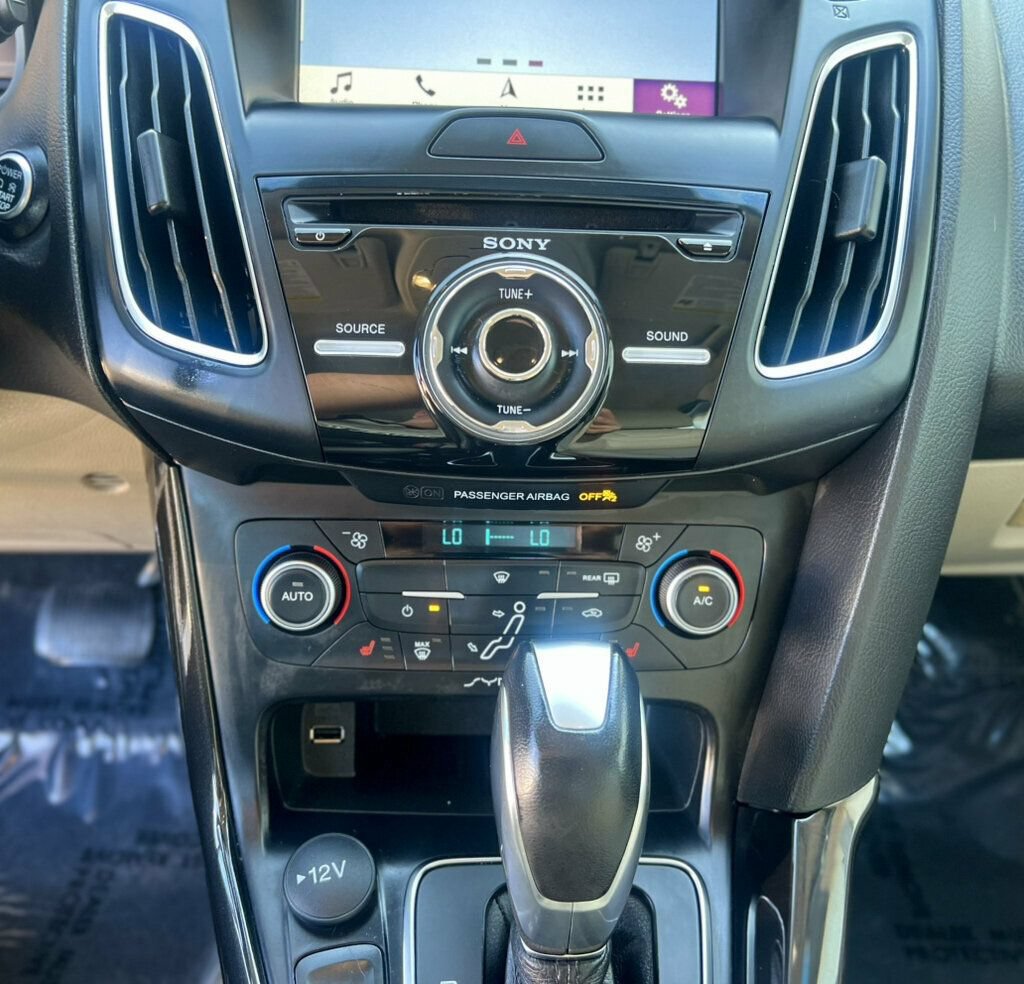 Used 2018 Ford Focus Electric Hatchback FWD image 25