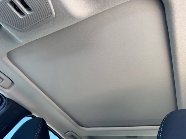 New 2026 Nissan Kicks SV w/ SV Premium Package image 18