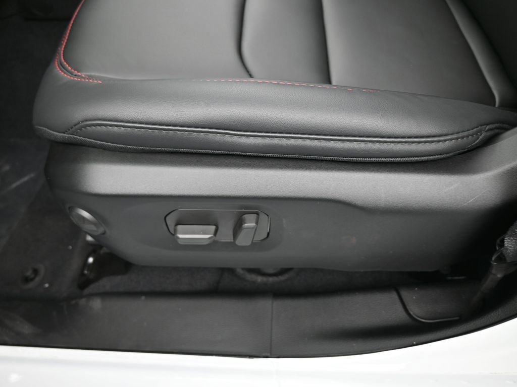 Used 2026 Jeep Wrangler Unlimited Rubicon image 13