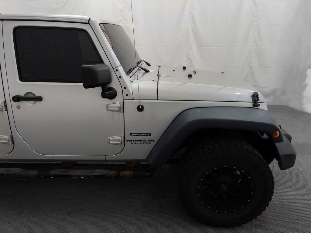 Used 2012 Jeep Wrangler Unlimited Sport AWD/4WD image 7