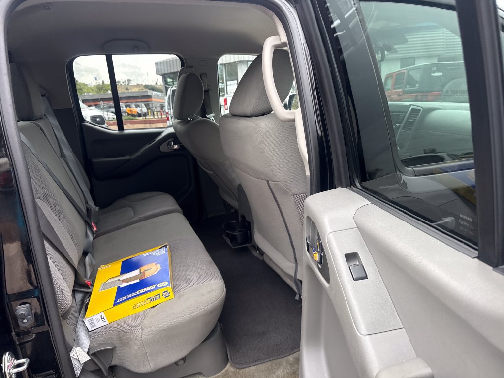 Used 2018 Nissan Frontier SV w/ Value Truck Package AWD/4WD image 23