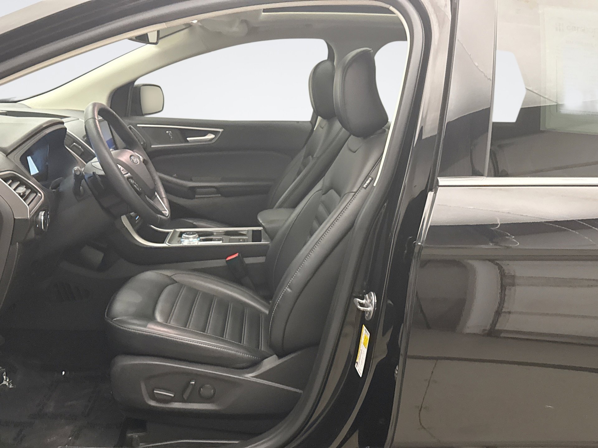 Used 2024 Ford Edge SEL w/ Convenience Package AWD/4WD image 11