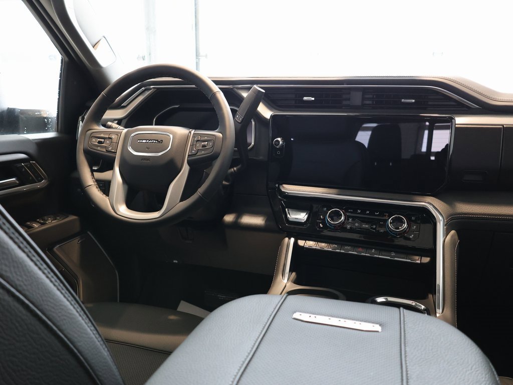 New 2026 GMC Sierra 3500 Denali w/ Denali Reserve Package image 32