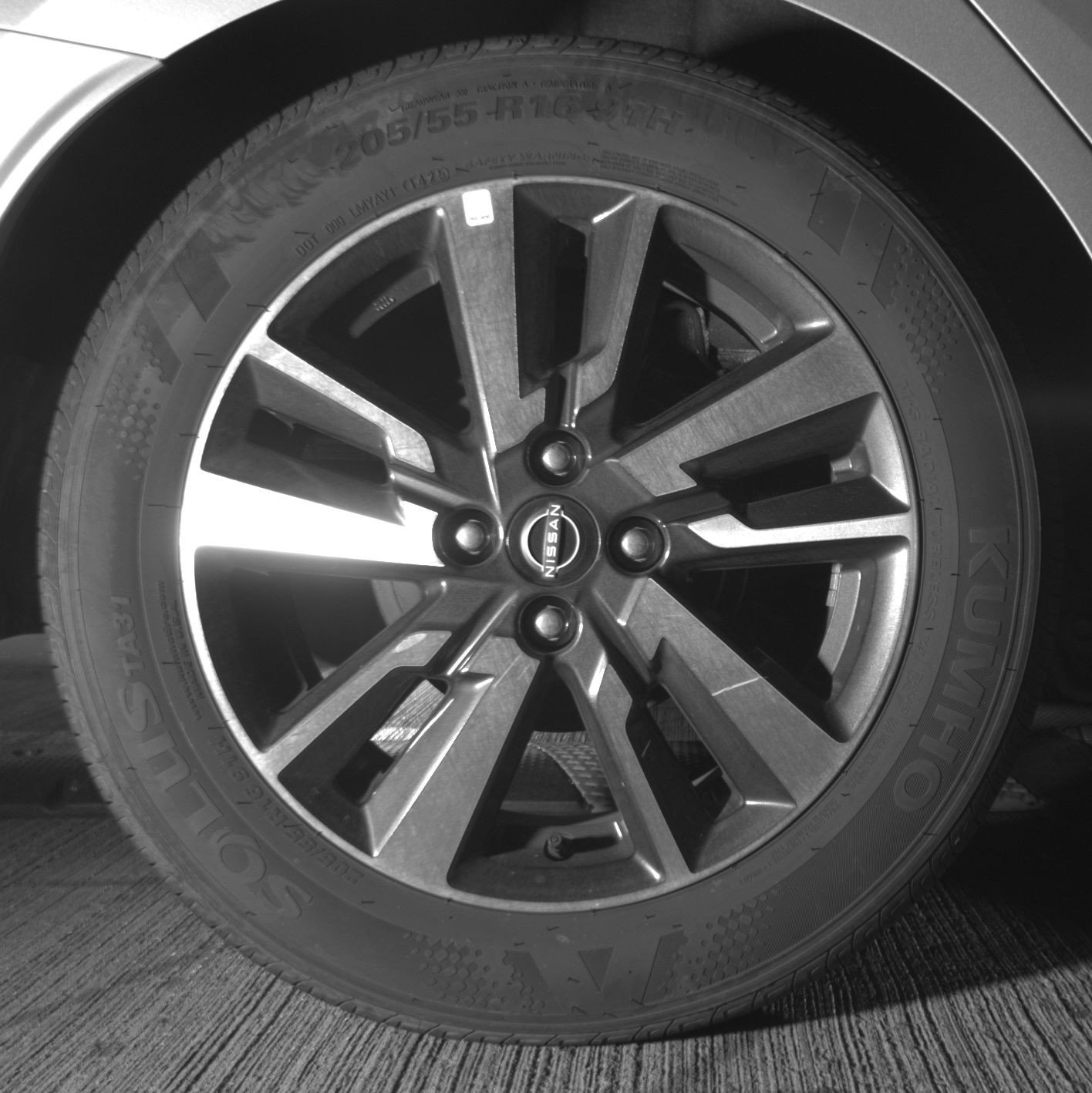 Used 2025 Nissan Versa SV image 15