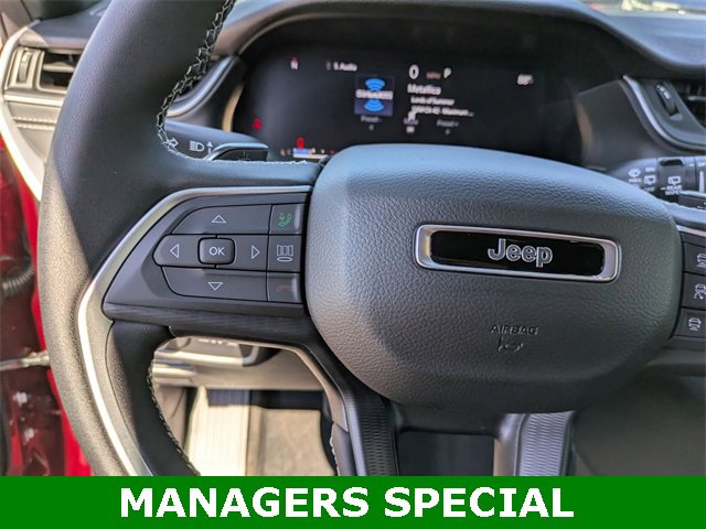 New 2025 Jeep Grand Cherokee L Laredo w/ Luxury Tech Group I image 17